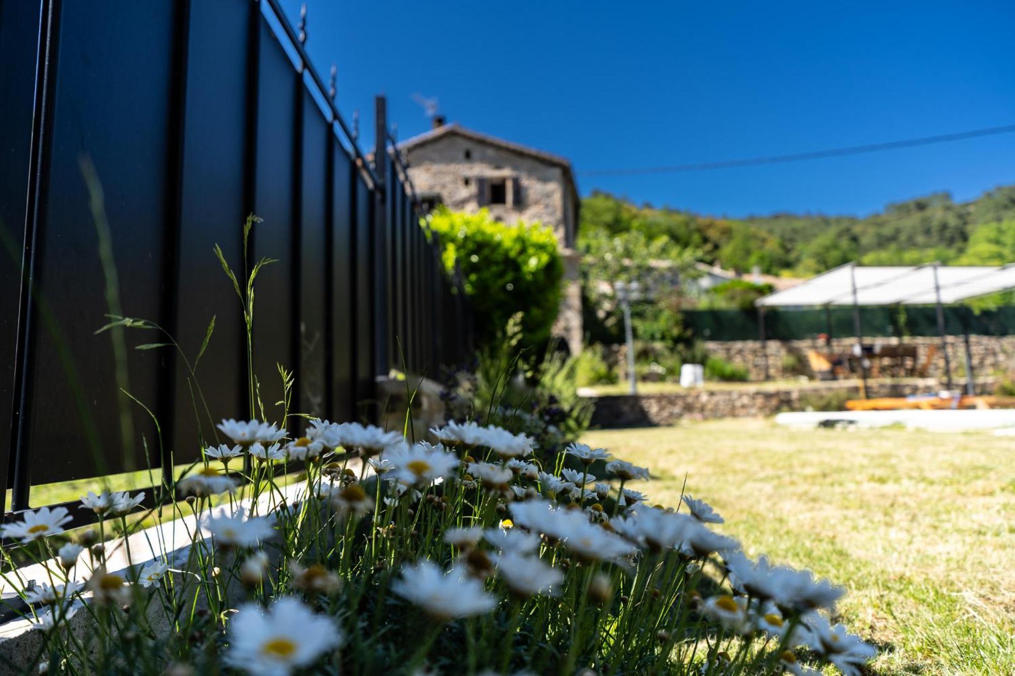 La Joannassiene, Maison Ardechoise De Caractere Εξωτερικό φωτογραφία